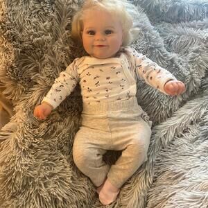 Reborn Baby Girl Doll Cloth Body Full Silicone Vinyl Limbs & Accessories (NWT)